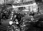Aschenbahnrennen auf dem Wackersportplatz mit den Burghauser Motorradassen